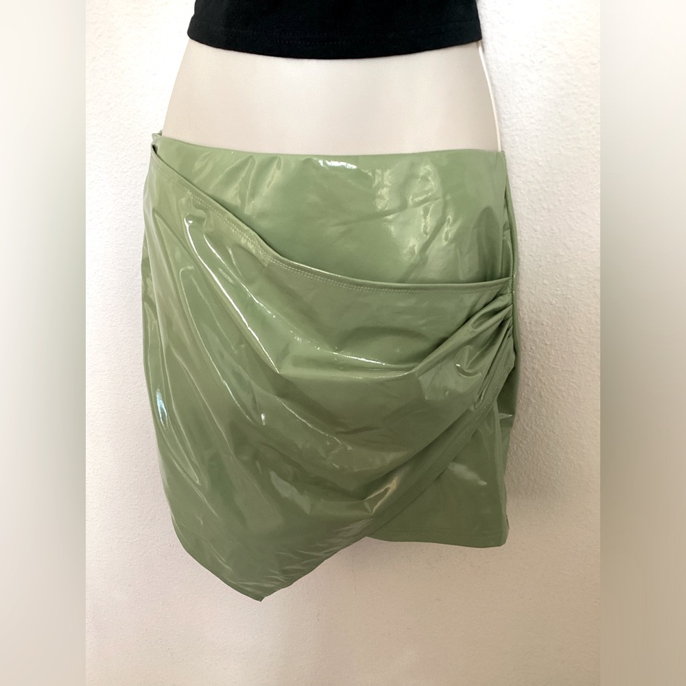 Shein | Women’s Mini Skirt | Green | M | NWT